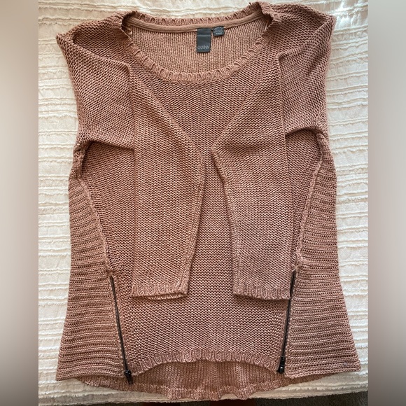 Kitted Sweater - Picture 1 of 3